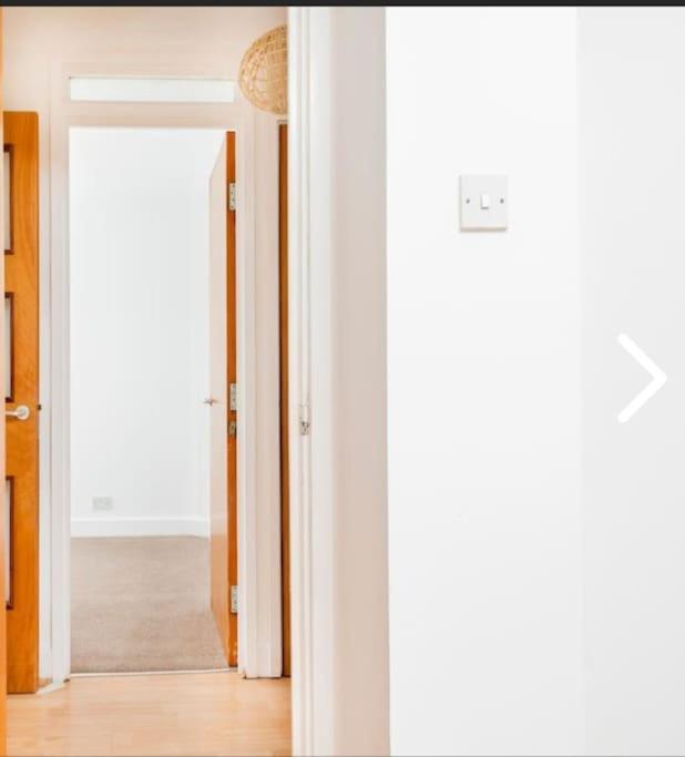 Bright, Nice Interior, Close To The City, 2 Bedroom Apartment ロンドン エクステリア 写真