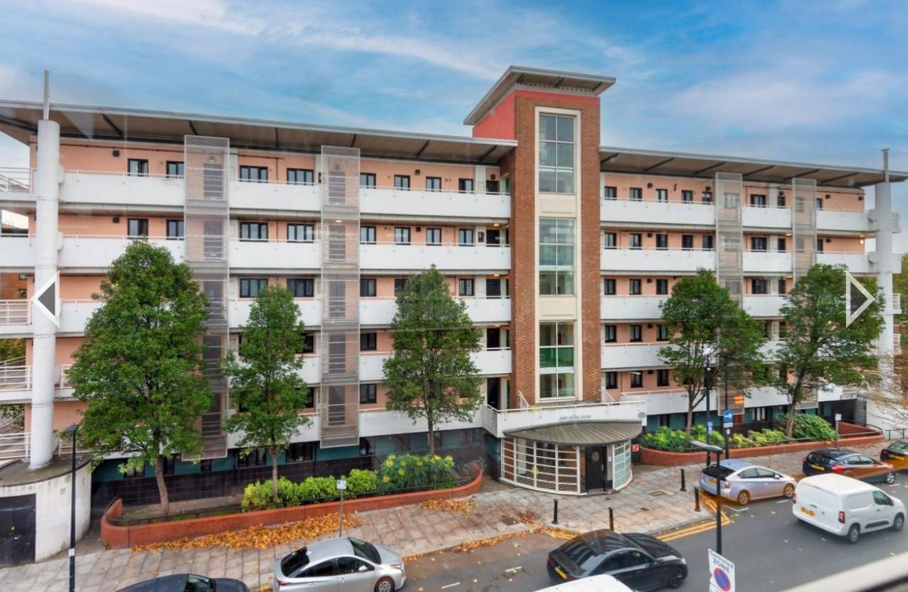 Bright, Nice Interior, Close To The City, 2 Bedroom Apartment ロンドン エクステリア 写真